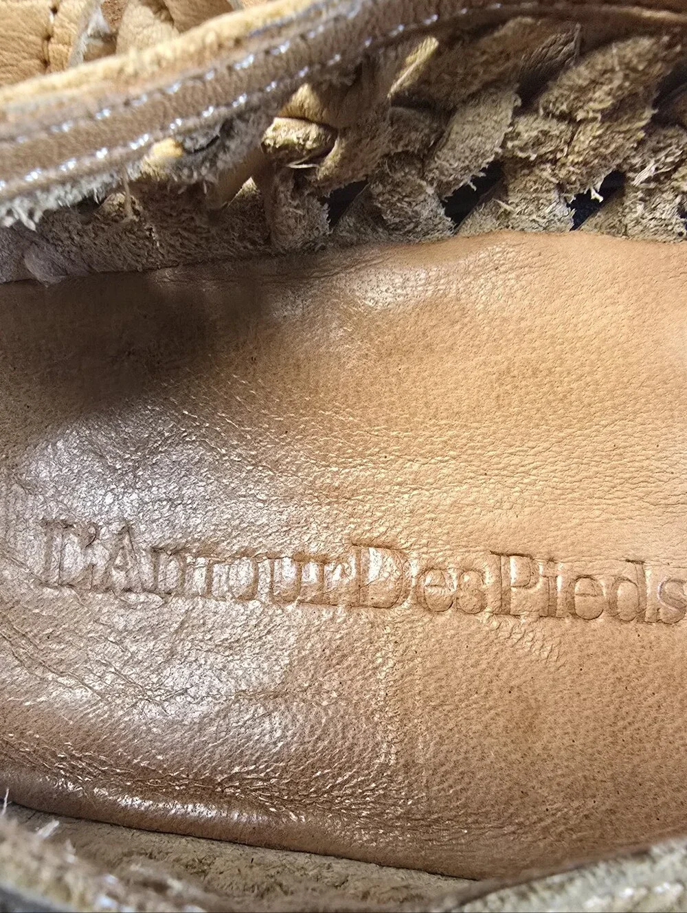 L'Amour Des Pieds Lioness Karsha Woven Leather Slip-On Sneakers Sz.6.5